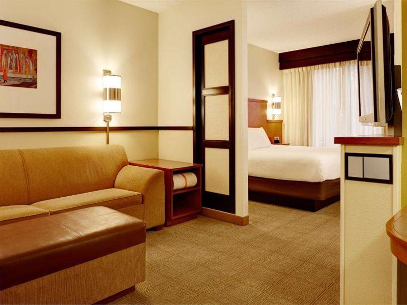 Hyatt Place Greensboro Extérieur photo