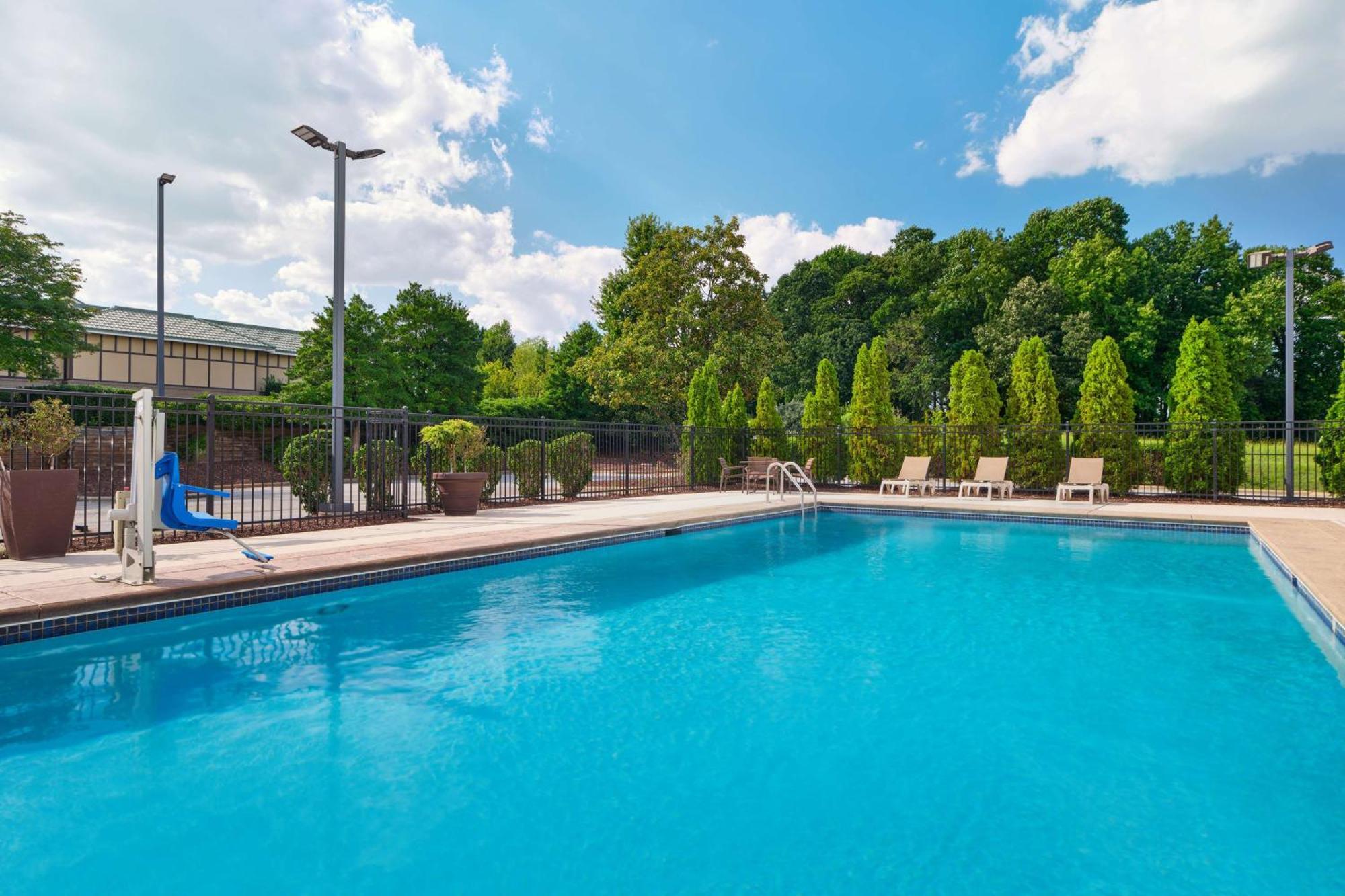 Hyatt Place Greensboro Extérieur photo