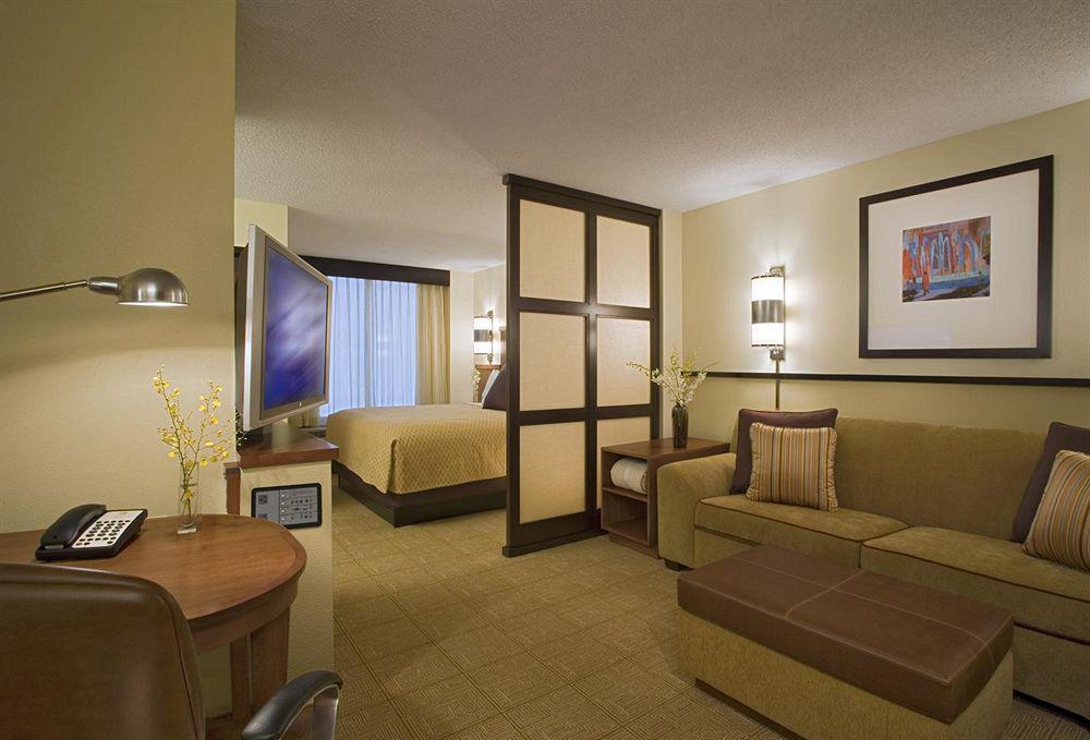 Hyatt Place Greensboro Chambre photo
